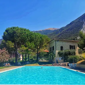 Lovely Wiev&pool Ferienhaus
